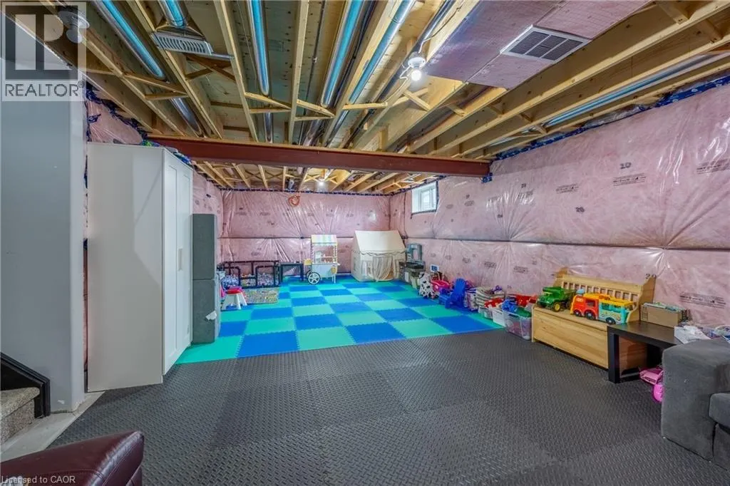24 CRADDOCK Boulevard Unit# 17 #17