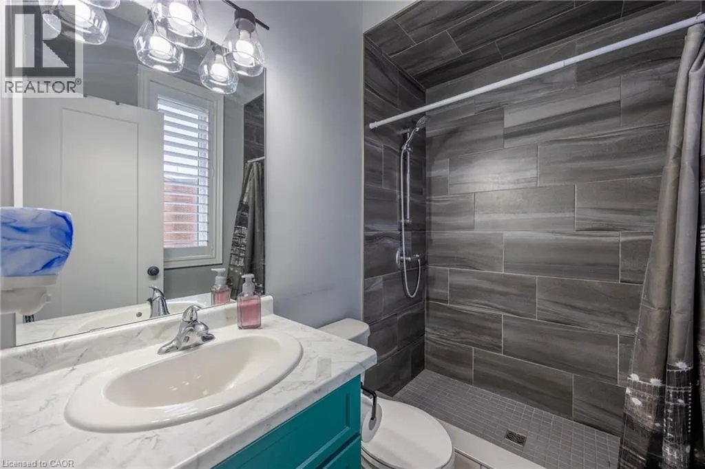 24 CRADDOCK Boulevard Unit# 17 #17