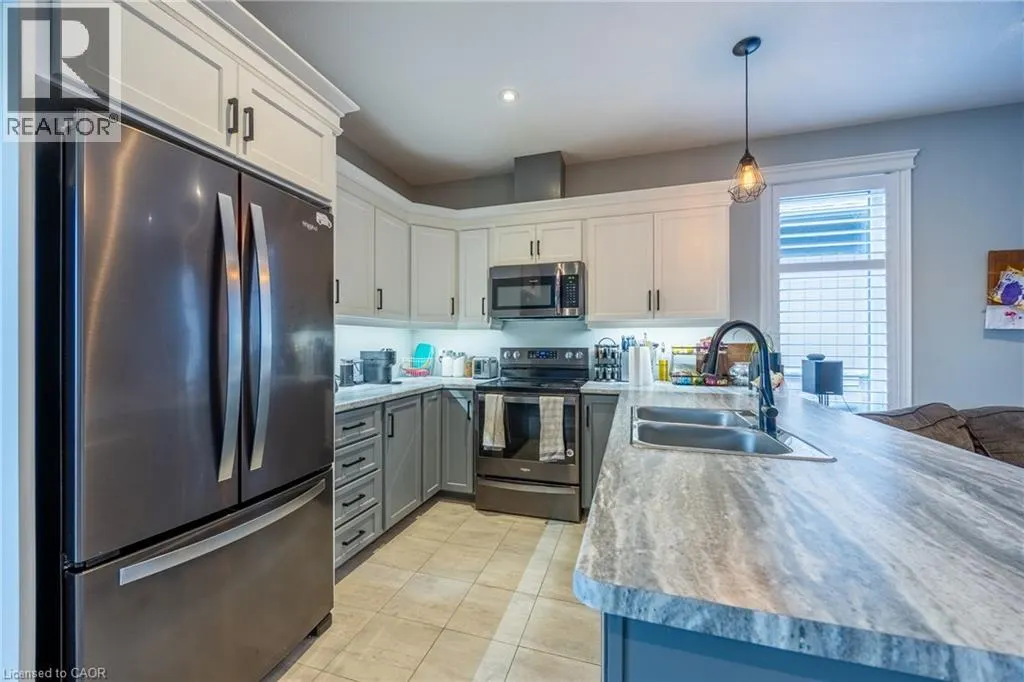 24 CRADDOCK Boulevard Unit# 17 #17