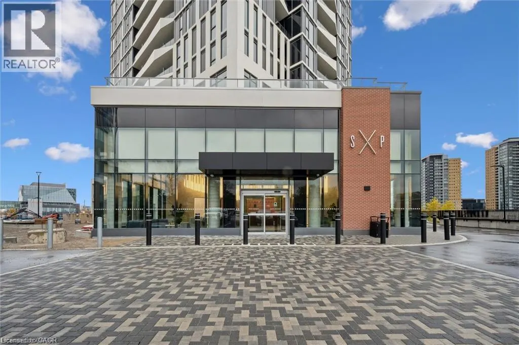 25 WELLINGTON Street S Unit# 807 #807
