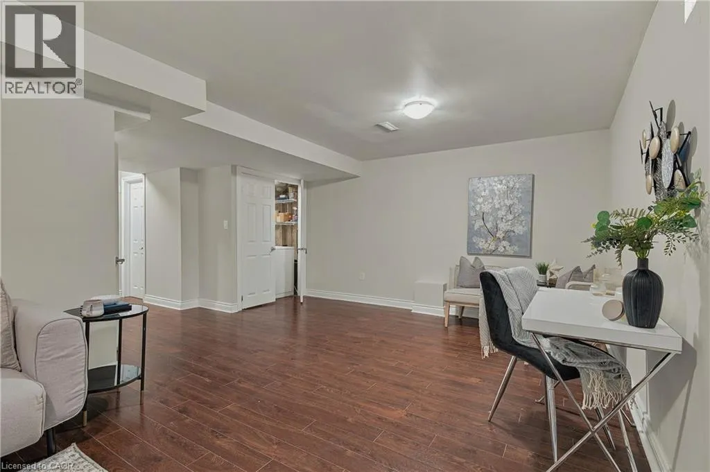 629 GERVAIS Terrace