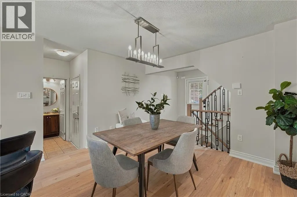 629 GERVAIS Terrace