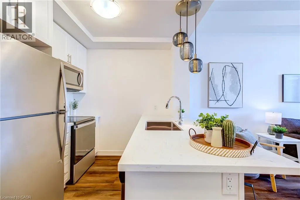 450 DUNDAS Street E Unit# 516 #516