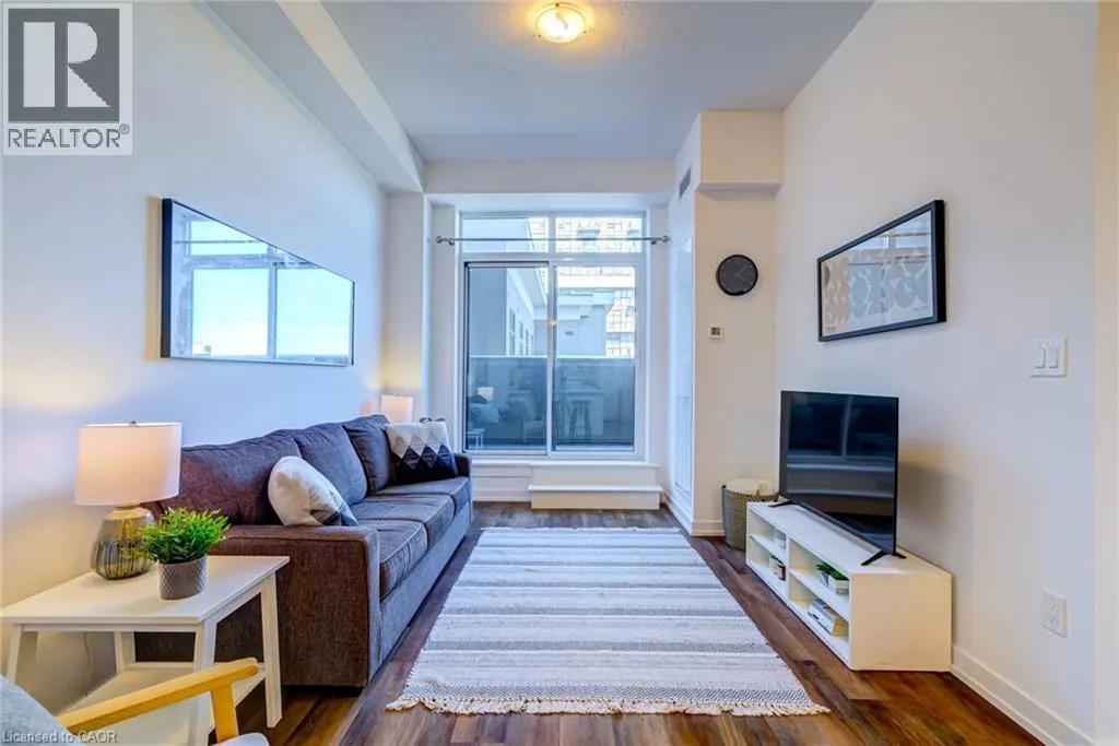 450 DUNDAS Street E Unit# 516 #516