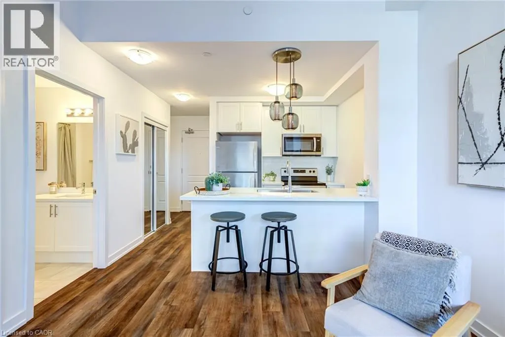 450 DUNDAS Street E Unit# 516 #516