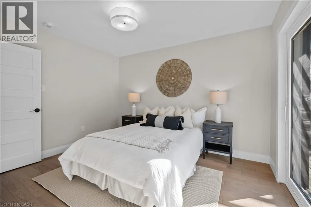 1041 SHEPHERD'S Drive