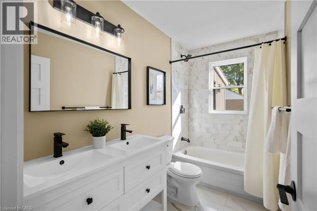 1041 SHEPHERD'S Drive