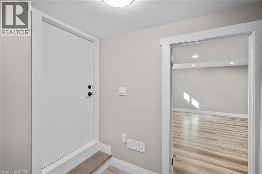 1041 SHEPHERD'S Drive