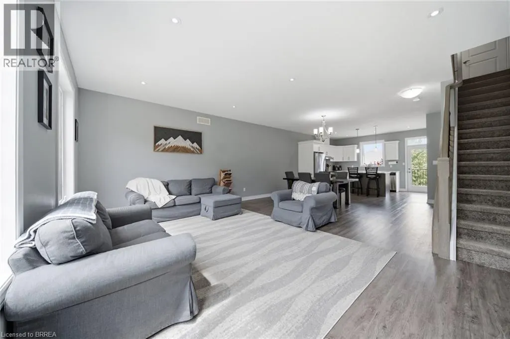 30 BALMORAL Street Unit# 2 #2