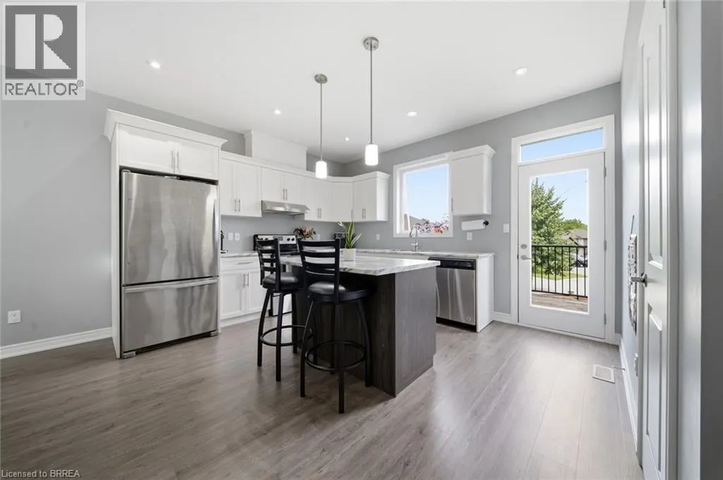 30 BALMORAL Street Unit# 2 #2