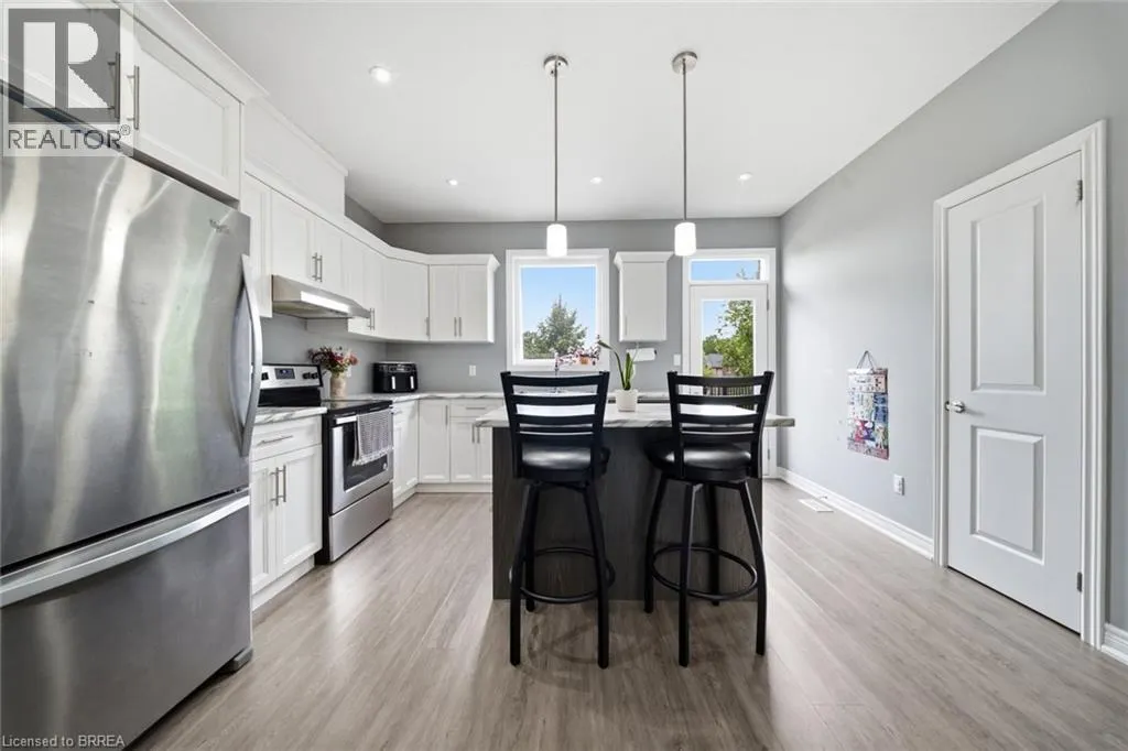 30 BALMORAL Street Unit# 2 #2