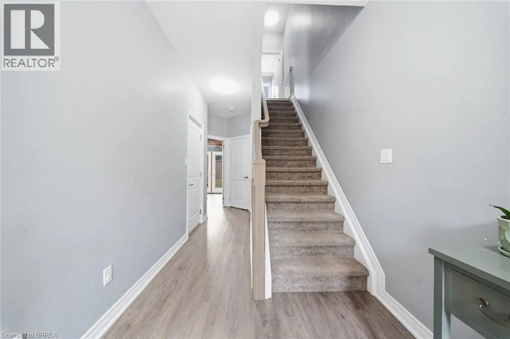 30 BALMORAL Street Unit# 2 #2
