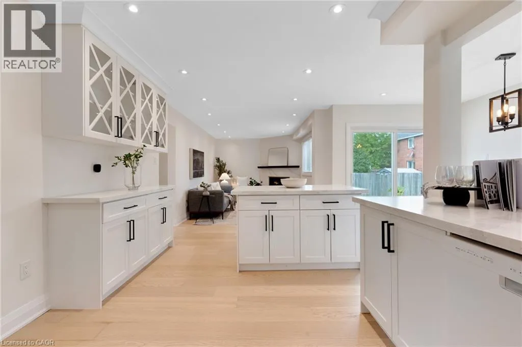 62 GLENVALLEY Drive