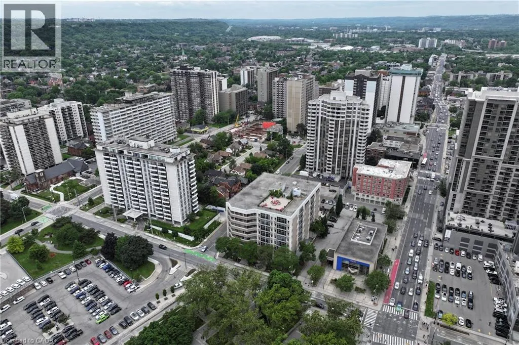 66 BAY Street Unit# 410 #410