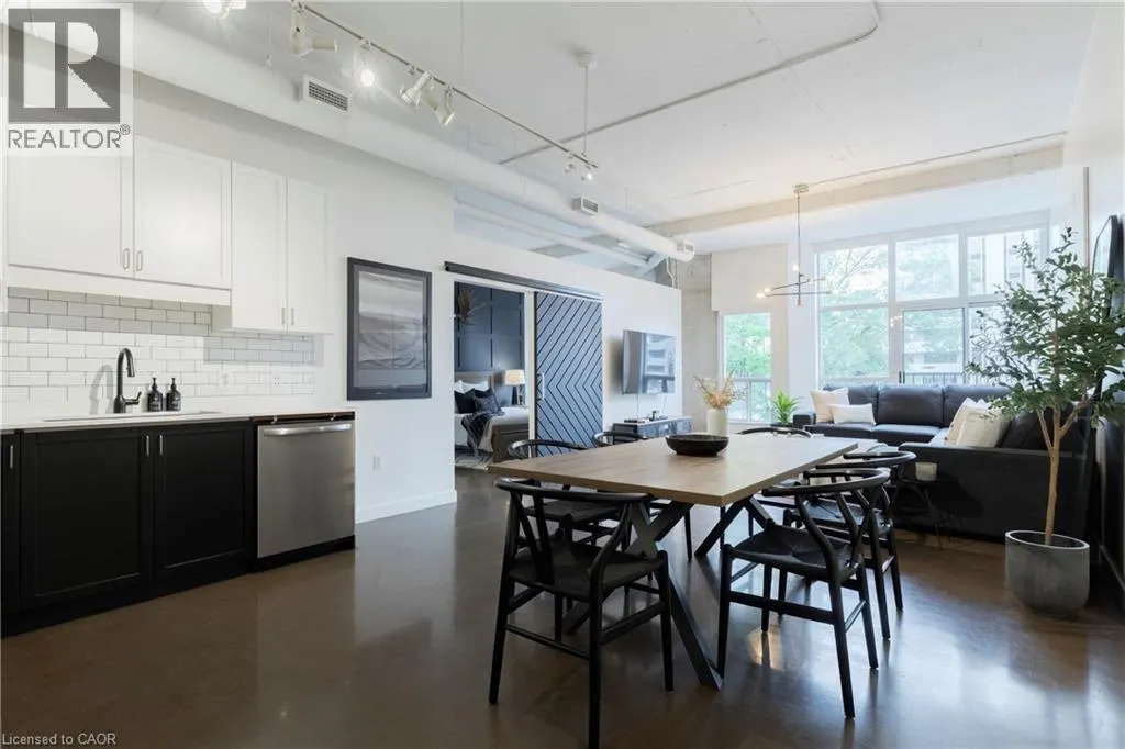 66 BAY Street Unit# 410 #410