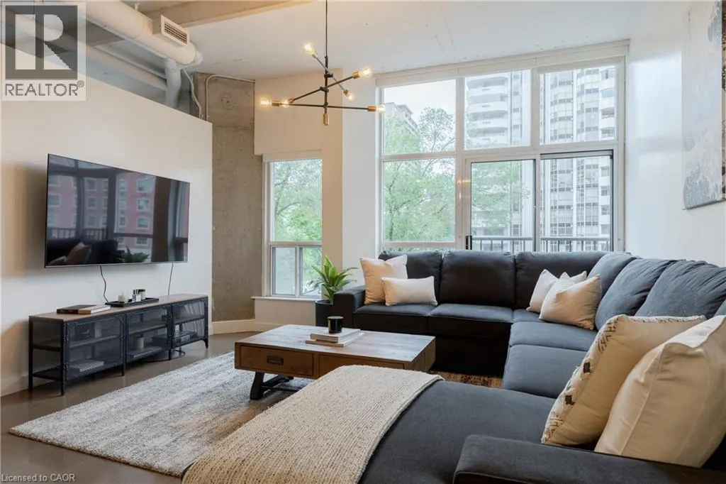 66 BAY Street Unit# 410 #410