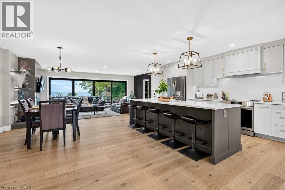 90 LAKESIDE Drive