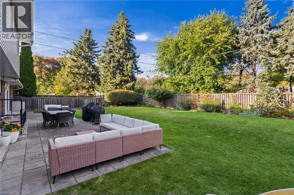 609 CHERRYWOOD Drive