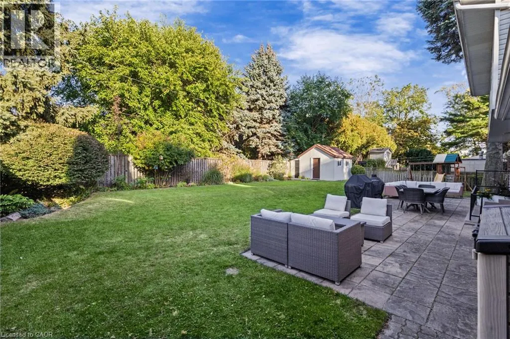 609 CHERRYWOOD Drive