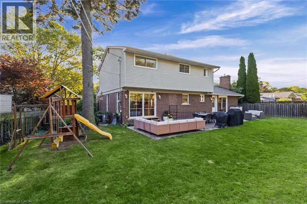 609 CHERRYWOOD Drive