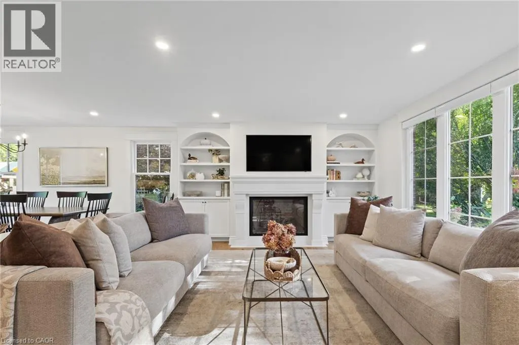 609 CHERRYWOOD Drive