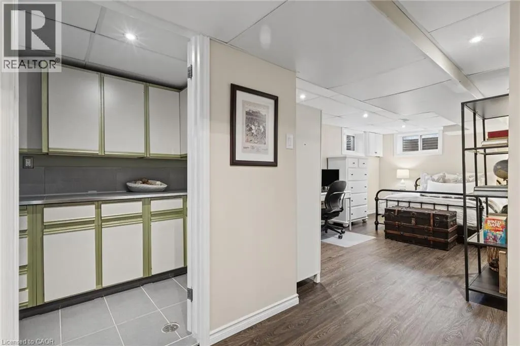 609 CHERRYWOOD Drive