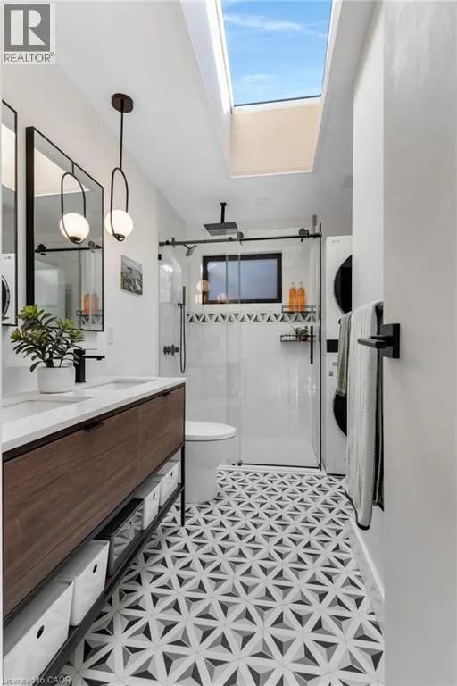 119 GLADSTONE Avenue