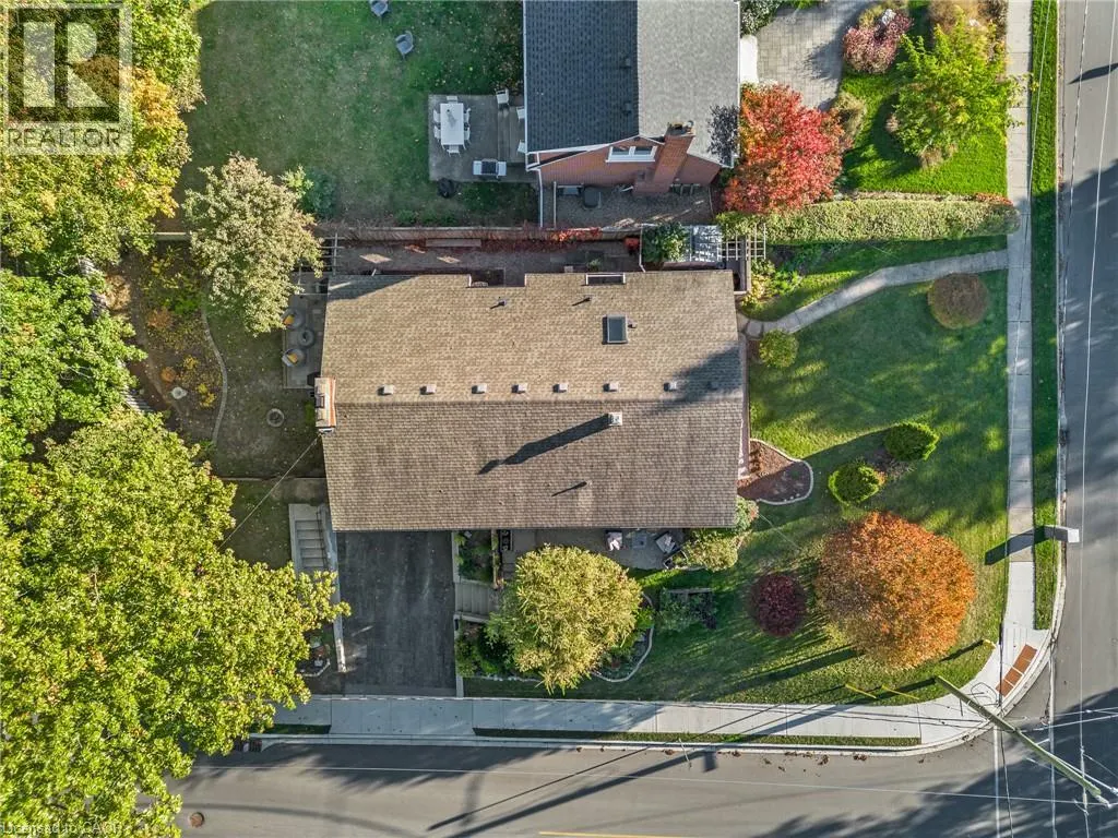 119 GLADSTONE Avenue