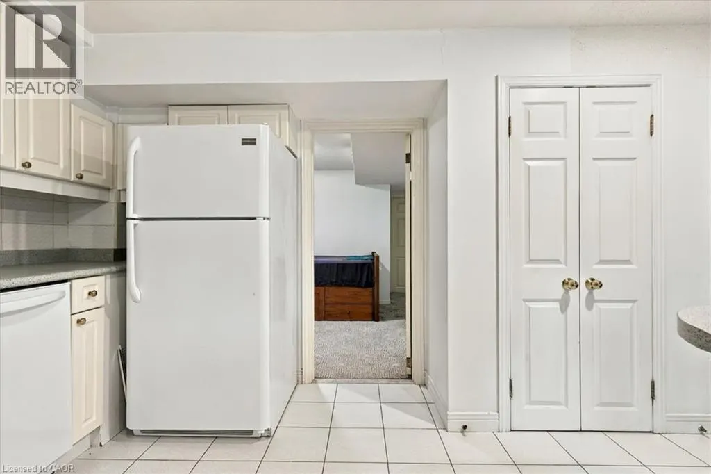 1374 HERITAGE Way Unit# Lower #Lower
