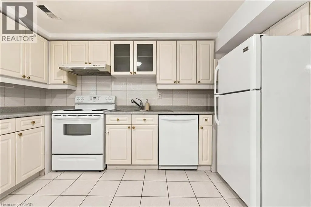 1374 HERITAGE Way Unit# Lower #Lower