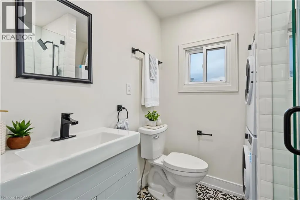 145 GAGE Avenue N