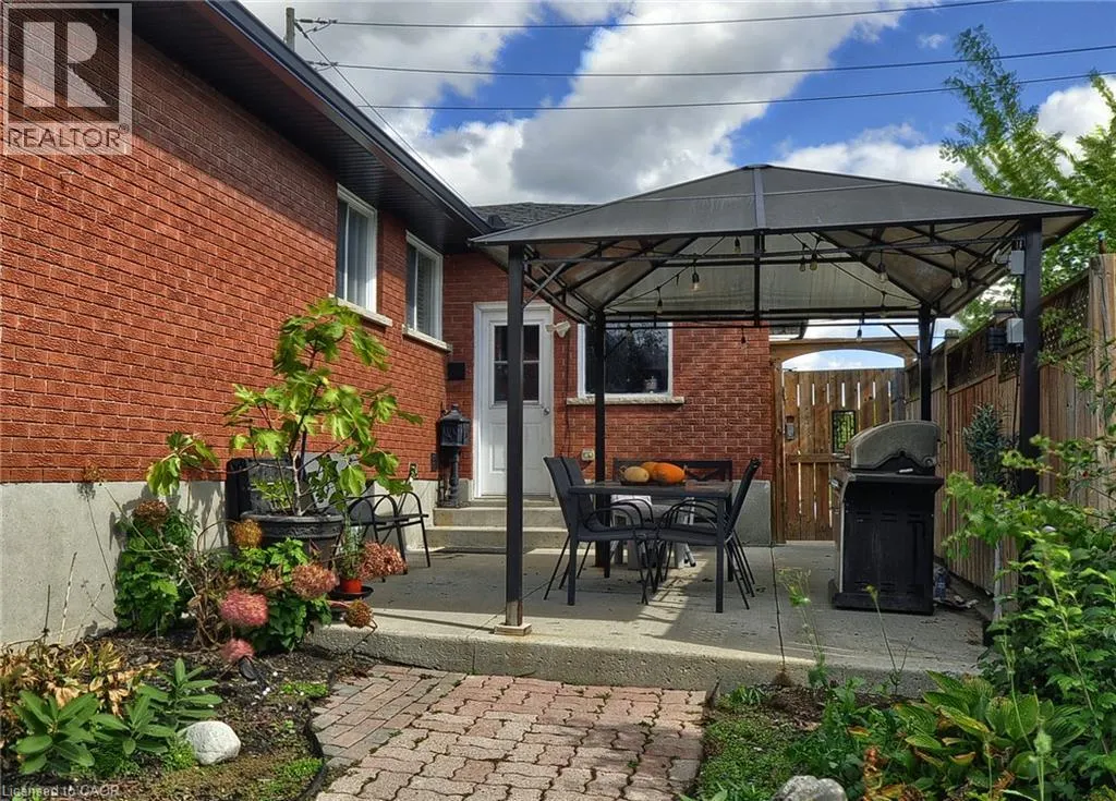 44 MERCER Road