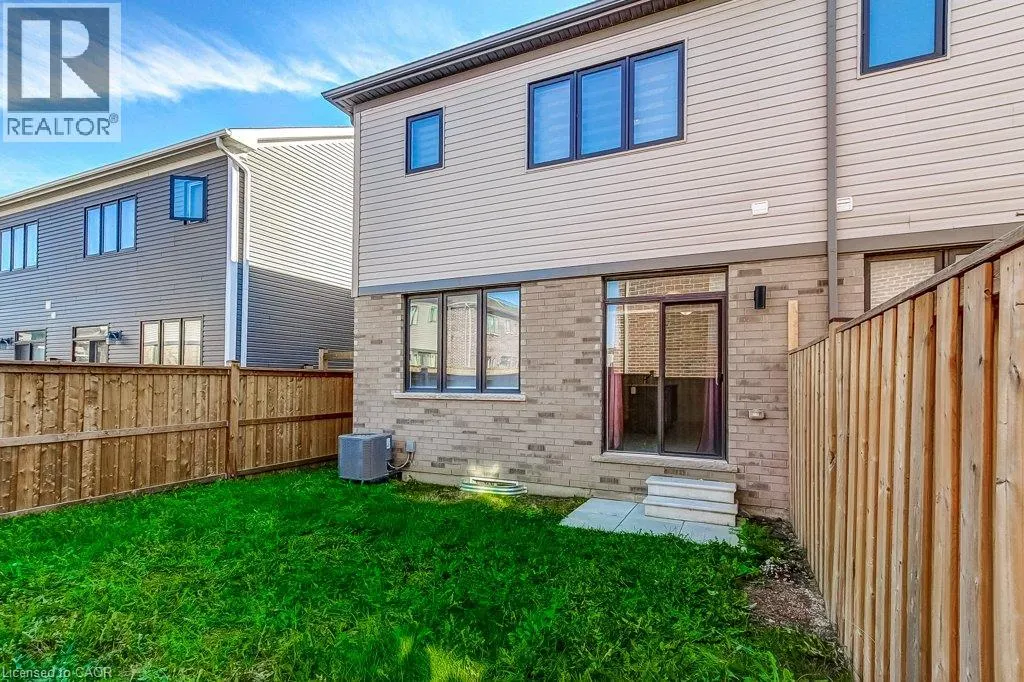 80 OAKTREE Drive