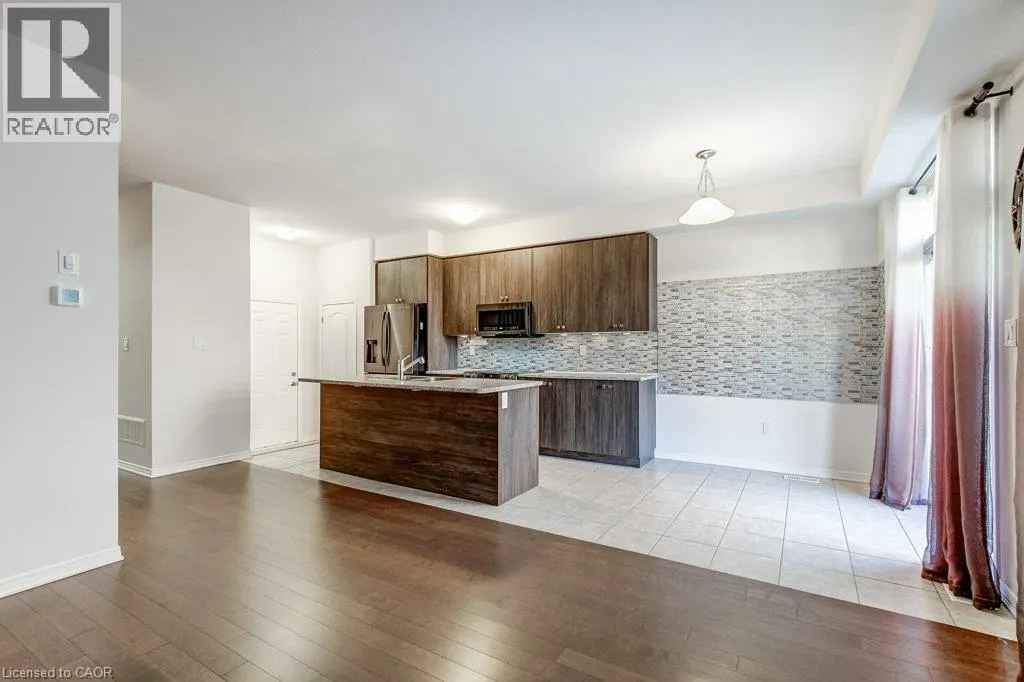 80 OAKTREE Drive