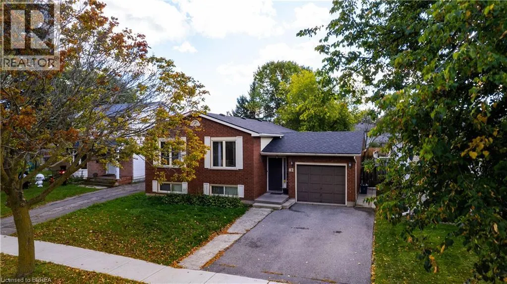 82 BEAVER Crescent