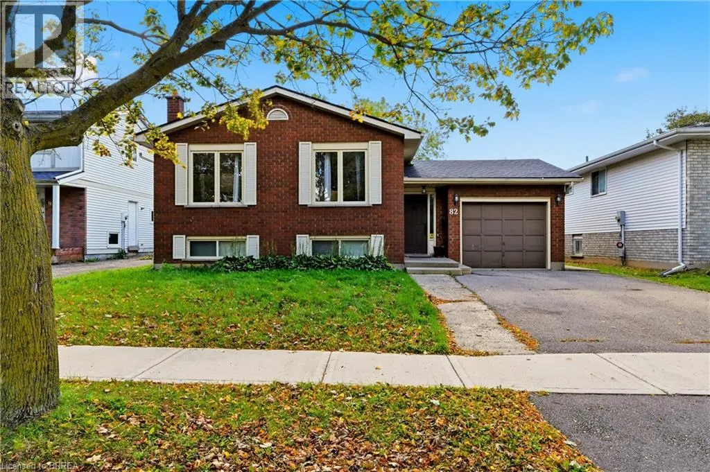 82 BEAVER Crescent