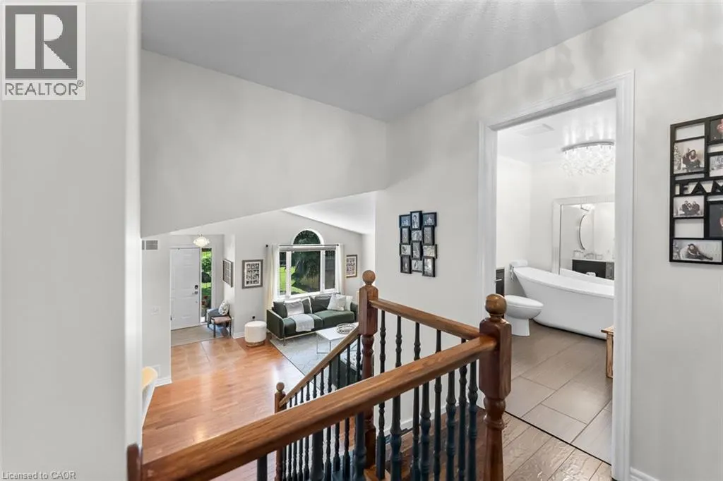 43 THOROLD Avenue