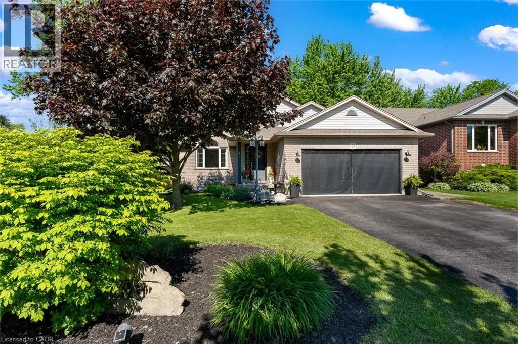 43 THOROLD Avenue
