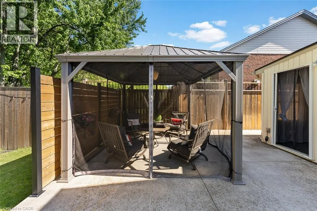 43 THOROLD Avenue