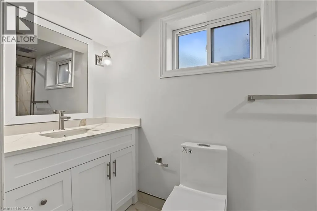143 ELGIN Crescent