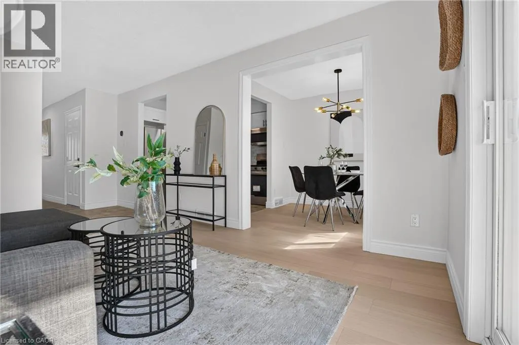 350 ERBSVILLE Road Unit# 5 #5