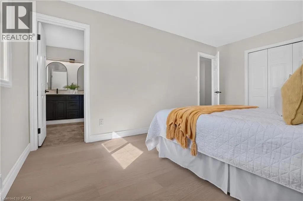 350 ERBSVILLE Road Unit# 5 #5
