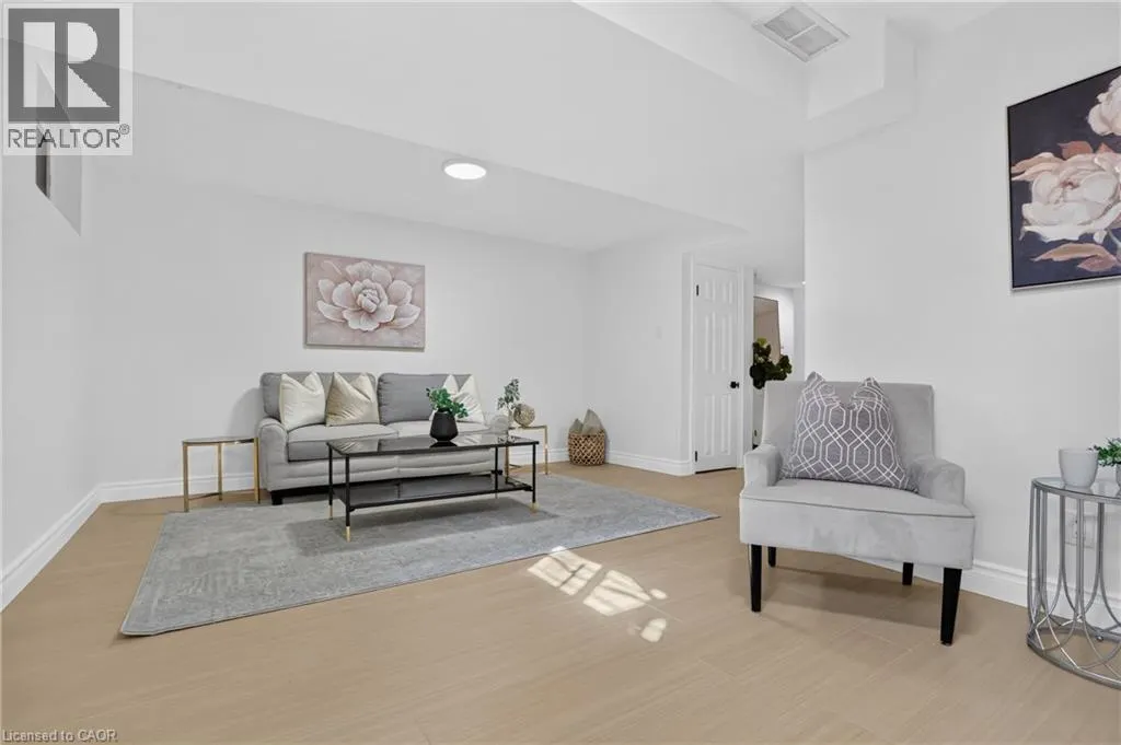 350 ERBSVILLE Road Unit# 5 #5