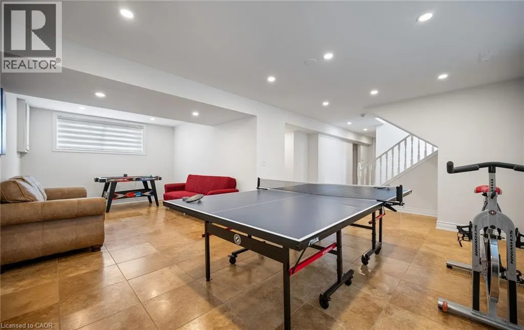 17 WENDAKEE Drive