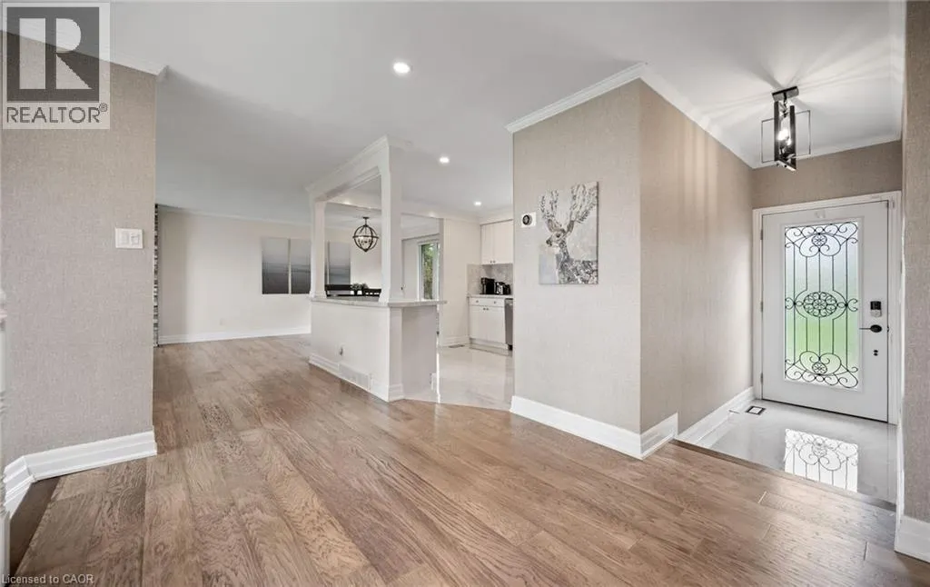 17 WENDAKEE Drive