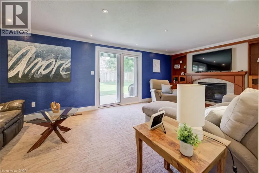 298 CREIGHTON Court