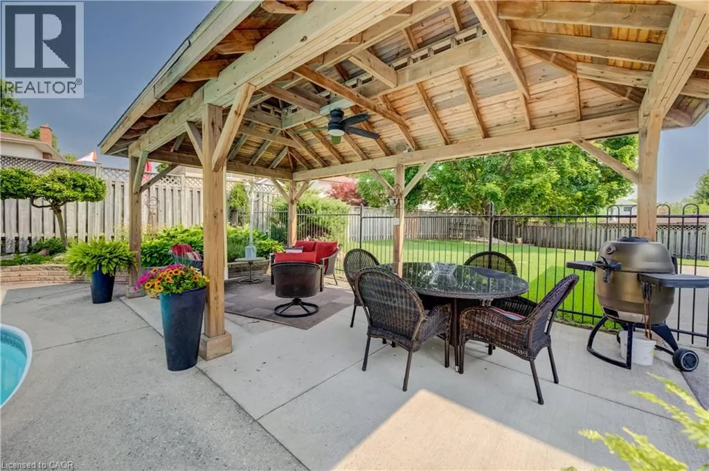 298 CREIGHTON Court
