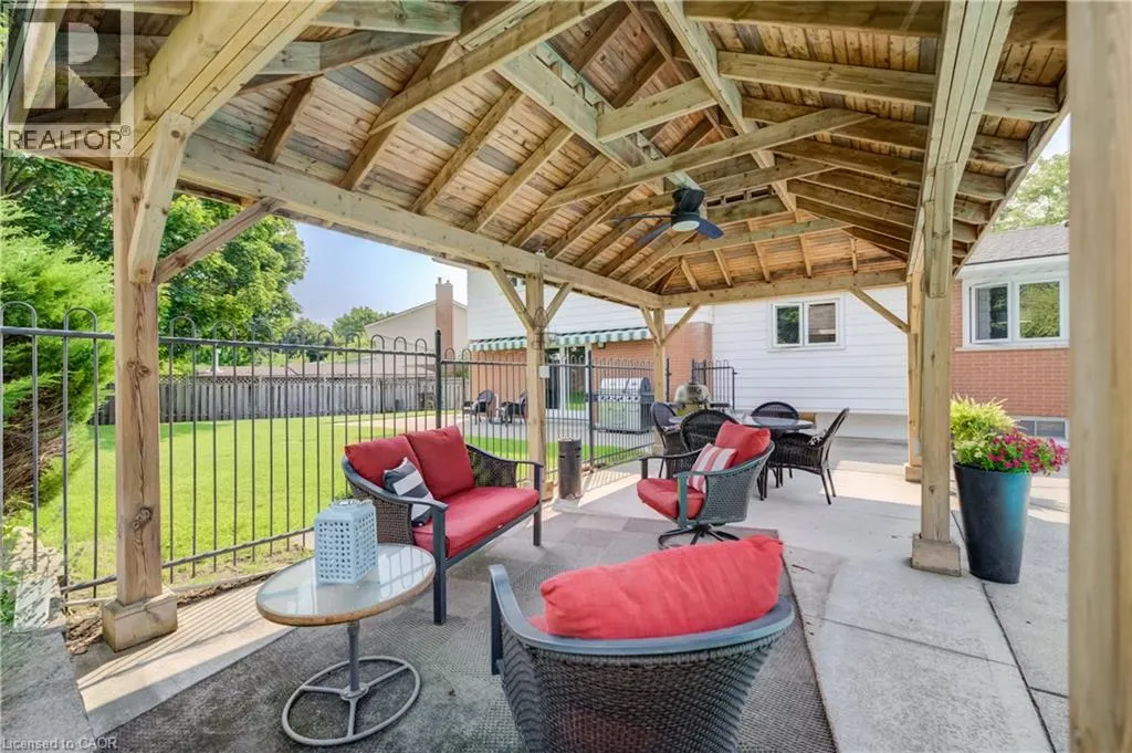 298 CREIGHTON Court