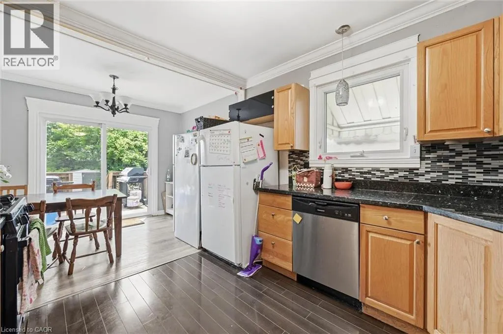 275 WEST 2ND Street