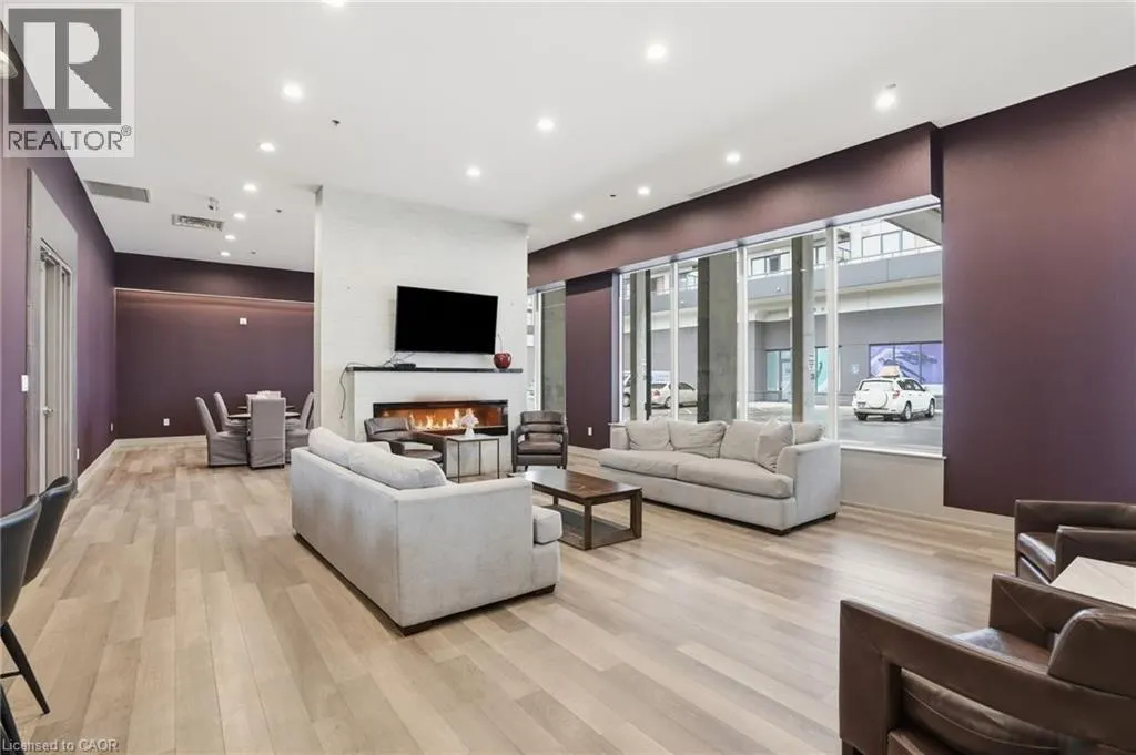 550 NORTH SERVICE Road Unit# 1201 #1201